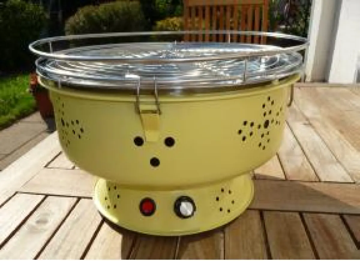 Der innovative Holzkohlegrill GRILL&CHILL