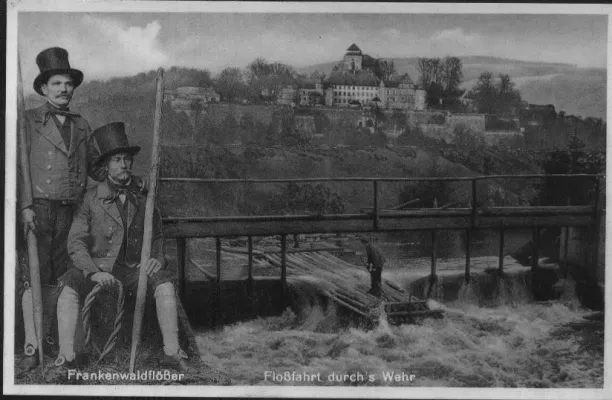 Bild: Hat Wasser Balken? Im nordbayerischen Kronach lädt einer der letzten Flößer zu imaginären Flussreisen ein