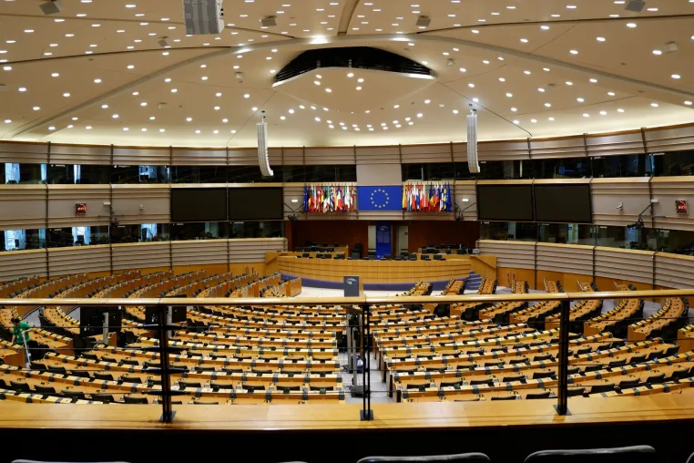 Bild: KI auf die politische Tagesordnung in Brüssel: 13 Regeln für KI in Europa