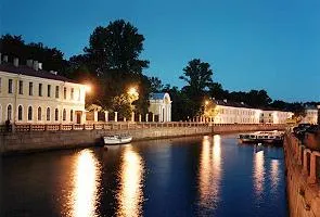 Bild: Frühjahr in St.Petersburg - Kombinierte See-Flugreise in die Newametropole