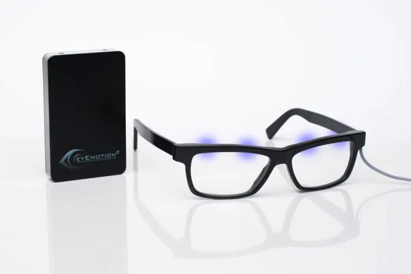Bild: Neue Lichtbrille aus Deutschland bringt mehr Energie und Konzentration