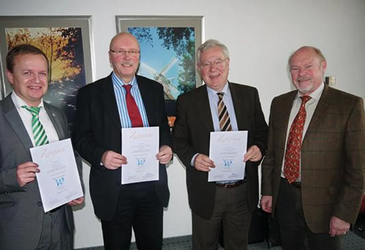 (v.l.) Claudio P. Schrock-Opitz, Klaus Kinast, Peter Schulze, Heinz -Hermann Blome