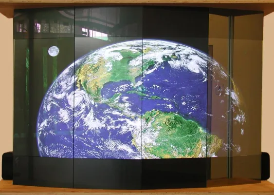 Bild: Neuentwicklung der ict Medienmechanik: Steglos Plasma Displays für gewölbte Flächen