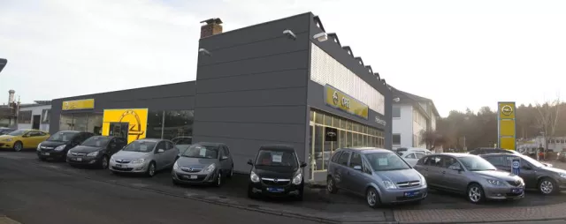 Bild: Autohaus Heidenreich kommt ins Rollen