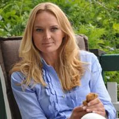 Bild: Buch-Neuerscheinung / Familientragödie Autounfall: "Leben in der Spur des Todes"