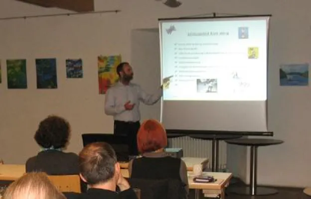 Damit Architekten immer auf dem Laufenden sind: „Energie-effizientes Bauen in Bestand und Neubau“ Bild: Damit Architekten immer auf dem Laufenden sind: „Energie-effizientes Bauen in Bestand und Neubau“