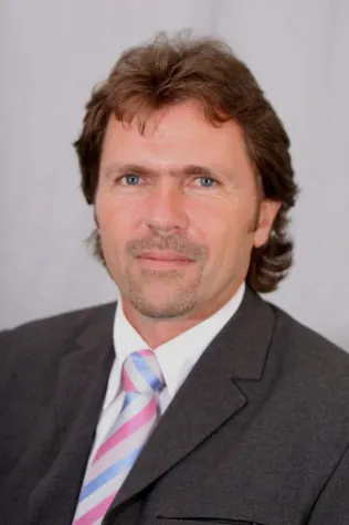 Manfred Haas macht Weiterbildung zu seinem Lebensmotto Bild: Manfred Haas macht Weiterbildung zu seinem Lebensmotto