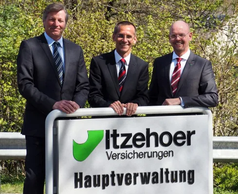Bild: Hohe Kundenzufriedenheit lässt Itzehoer Versicherungen weiter wachsen