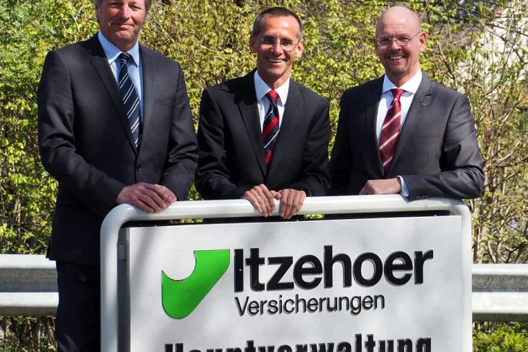 Bild: Hohe Kundenzufriedenheit lässt Itzehoer Versicherungen weiter wachsen