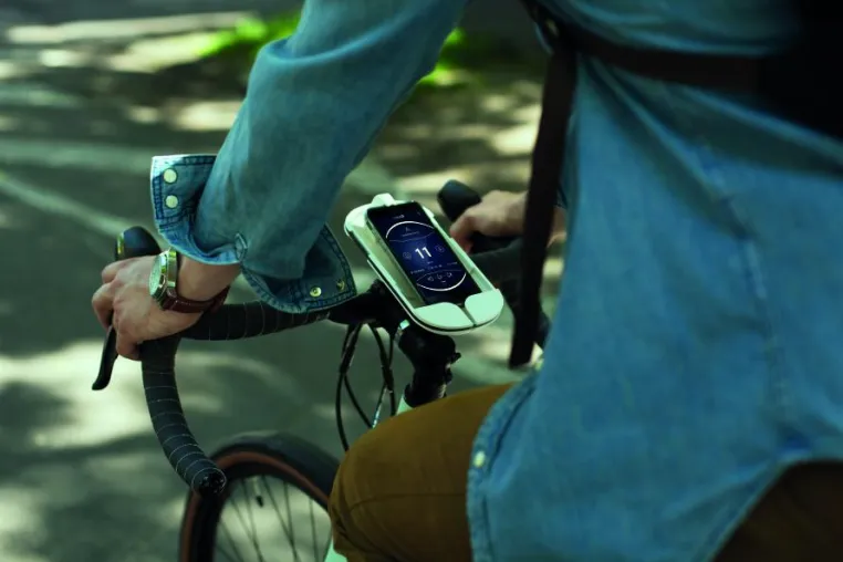 SMINNO realisiert Virtual Cockpit App und kooperiert mit Sprachsteurungsspezialist SemVox Bild: SMINNO realisiert Virtual Cockpit App und kooperiert mit Sprachsteurungsspezialist SemVox
