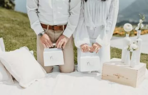 Erste Schweizer Ausgabe von “Le Déjeuner sur l’herbe” Bild: Erste Schweizer Ausgabe von “Le Déjeuner sur l’herbe”