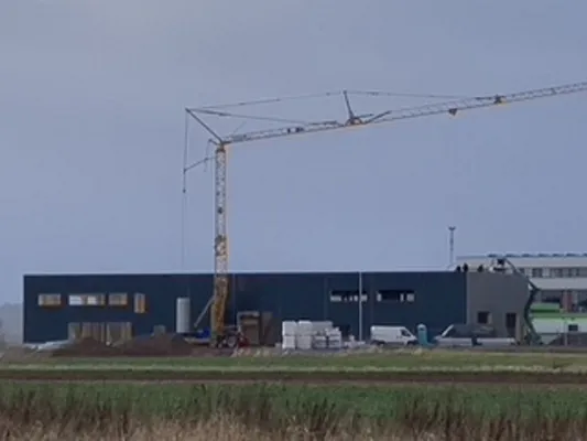 Bild: Zurück zu den Wurzeln bei Lorenz Kaminbau: Ein Familienbetrieb kehrt nach Schönaich zurück 