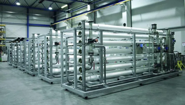 Bild: Hager + Elsässer: Reinstwasser für die Halbleiterindustrie