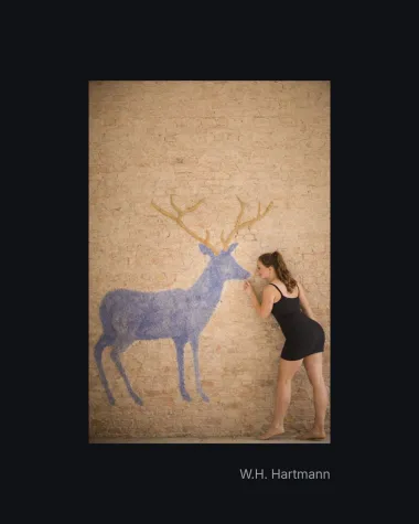 Ein Fotoshooting, das kippt: „Closeness Brings More“ – Song und Roman aus einer Schlüsselszene Bild: Ein Fotoshooting, das kippt: „Closeness Brings More“ – Song und Roman aus einer Schlüsselszene