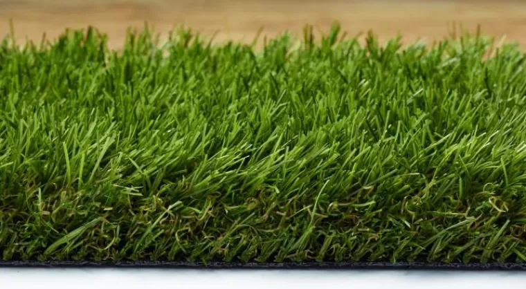 Bild: Keine Lust mehr Rasen zu mähen? Dann ist Premium- Kunst-Rasen die Lösung