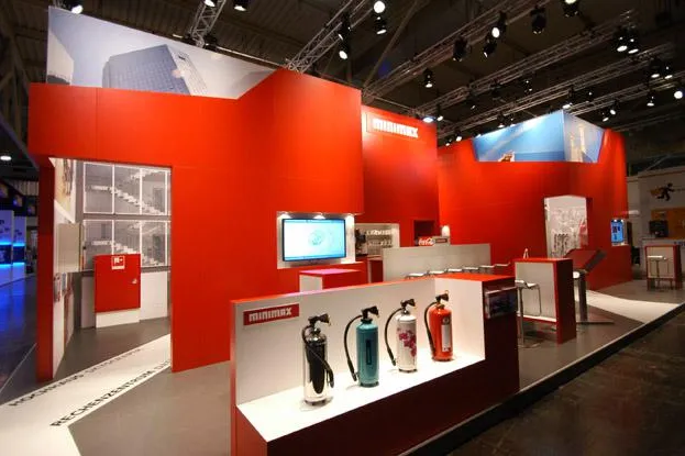 Cool down – Raumschiff inszeniert Brandschutzlösungen mit sicherer Hand für Minimax auf der security in Essen Bild: Cool down – Raumschiff inszeniert Brandschutzlösungen mit sicherer Hand für Minimax auf der security in Essen