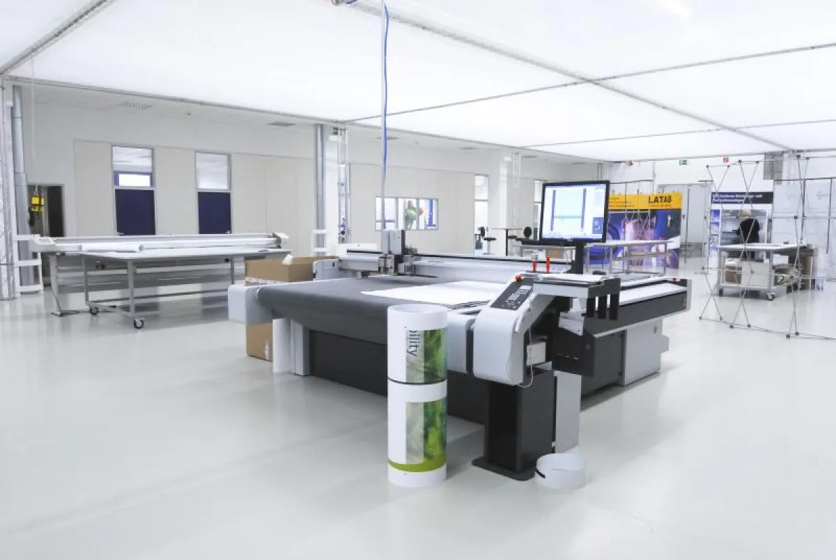 Expo Display Service eröffnet eine der modernsten Digital-Druckereien