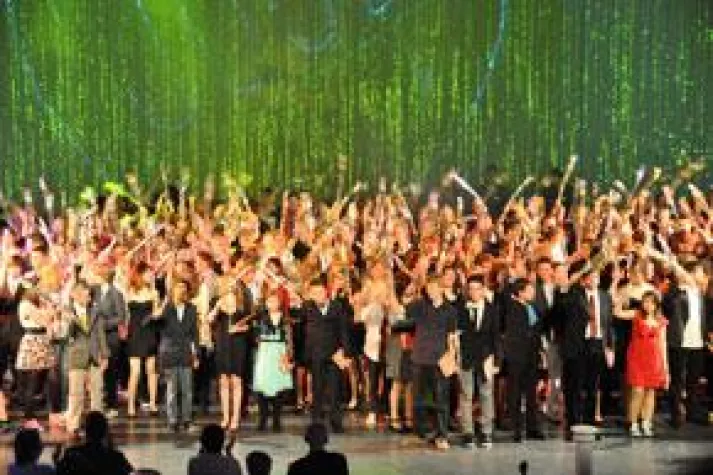 Bild: JugendFEIER-Saison 2010 im Friedrichstadtpalast gestartet