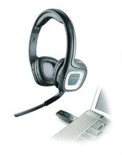 Bild: Plantronics Headset .Audio 995 besticht durch multimediale Vielseitigkeit und macht dem Kabelsalat ein Ende