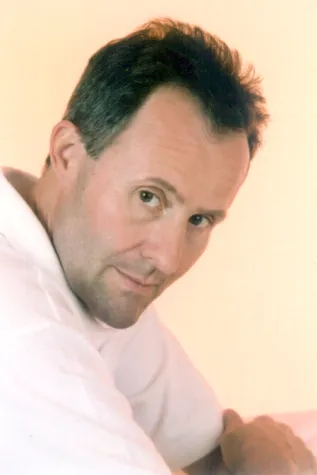 Weihrauch: Boswelliasäuren helfen bei Rheuma-Beschwerden Bild: Weihrauch: Boswelliasäuren helfen bei Rheuma-Beschwerden