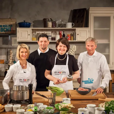 Mit KLASSE, KOCHEN! kulinarisch um die Welt Bild: Mit KLASSE, KOCHEN! kulinarisch um die Welt