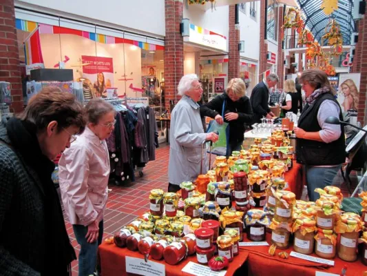 Bild: Bauernmarkt in der MOORBEK PASSAGE
