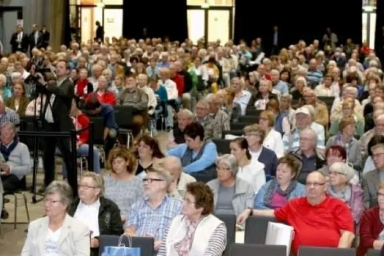 Bild: Nachberichterstattung - Symposium-Lunge 2016