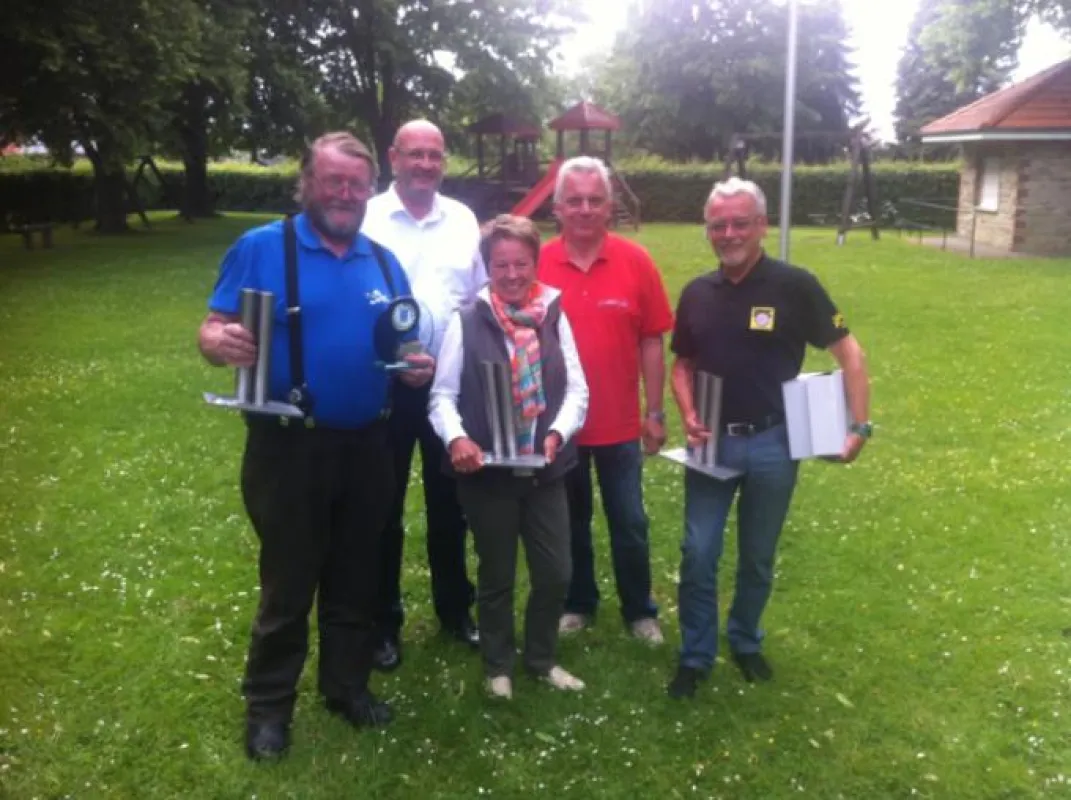 v.l.: Ulrich Reinertz, Lutz Mönig (pct.eu), Helga Berghaus, Ulrich Canisius, Armin Berghaus