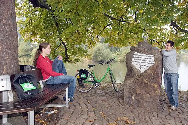 Bild: Weserradweg und Märchenstraße - Radwandern im Zeichen von Dr. Eisenbart, dem Rattenfänger und Stadtmusikanten