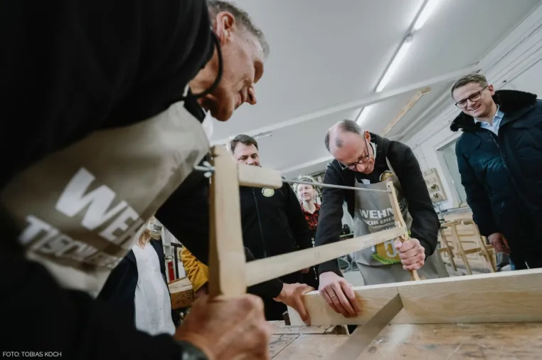Für "Motivation Handwerk": Ralf Moeller, Friedrich Merz und Jörg Dittrich machten sich für das Handwerk stark! Bild: Für "Motivation Handwerk": Ralf Moeller, Friedrich Merz und Jörg Dittrich machten sich für das Handwerk stark!