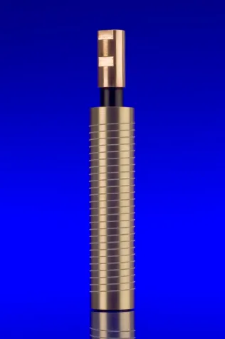 Bild: Nexans präsentiert supraleitende Komponenten für 110-kV-Kurzschlussstrombegrenzer