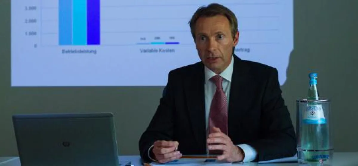 Vorstand Lucien Debertrand erläutert das Ergebnis 2014