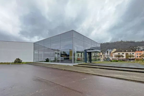 Bild: Gilbers & Baasch Immobilien vermittelt 1.400 m² Gewerbefläche an Basic-Fit