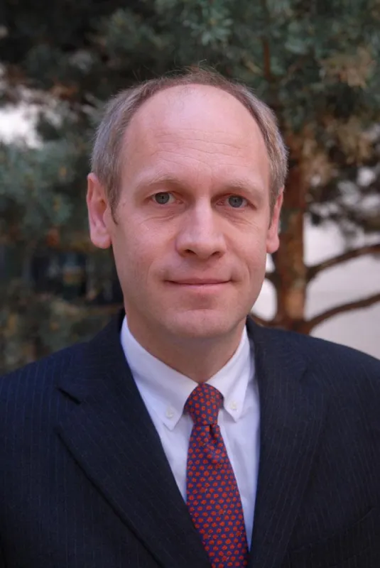 Dr. Hendrik Leber