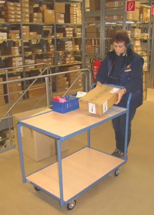 Logistikdienstleister Geis setzt im WDC Heusenstamm auf Tischwagen von fetra