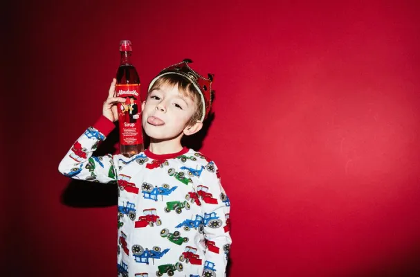 Almdudler Alpenkräutersirup – bringt Deutschland zum Dudeln! Bild: Almdudler Alpenkräutersirup – bringt Deutschland zum Dudeln!