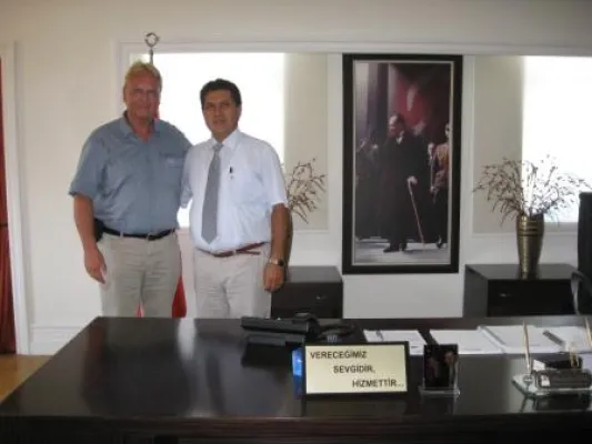 Bild: Türkischer Tourismusverband in Sorge wegen „Delfinschützer-Diffamierungskampagne“ - Bürgerrmeister kooperativ