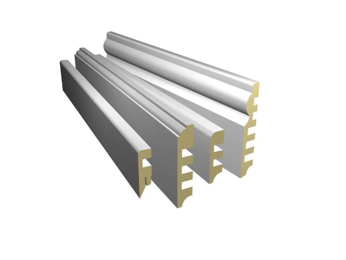 Lackierte Leisten mit spezieller Fräsung