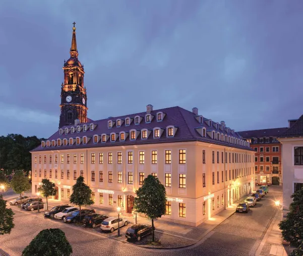Bild: Bülow Palais Dresden vom "Großen Restaurant & Hotel Guide" als Hotel des Jahres ausgezeichnet