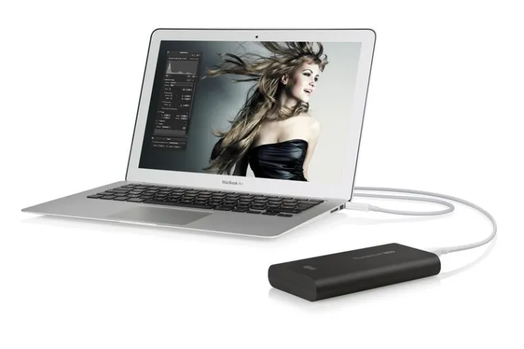 Bild: Elgato Thunderbolt™ SSD – der erste komplett mobile Highspeed-Speicher mit Thunderbolt-Technologie