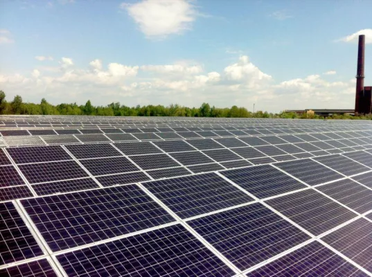 Bild: SRU Solar AG nimmt 5,1 MW Solarpark in Sandersdorf-Brehna in Betrieb
