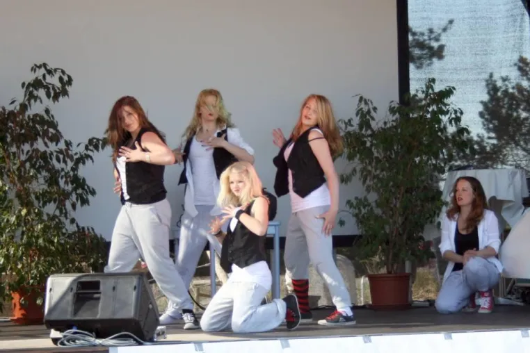 Bild: Tanzfestival Haffkrug mit Meerblick