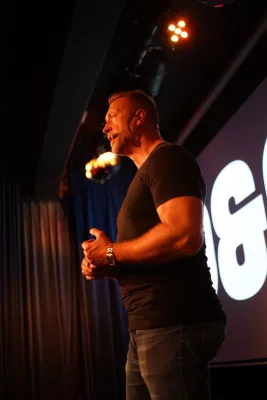 Tatortreiniger Marcell Engel Live in Mannheim und Stuttgart Bild: Tatortreiniger Marcell Engel Live in Mannheim und Stuttgart