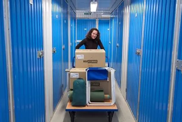 Bild: Trennungsschmerz beim Frühjahrsputz? MyPlace-SelfStorage bietet mehr als 28.000m2 für große und kleine Schätze