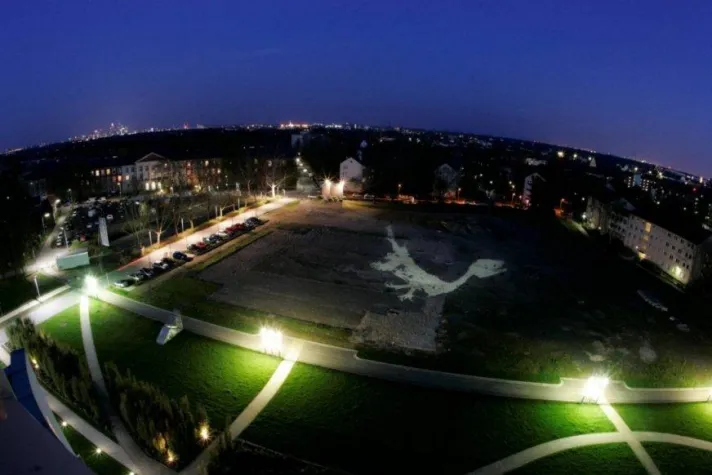 Bild: Illuminierte Zeitreise mit Lumenosaurus West