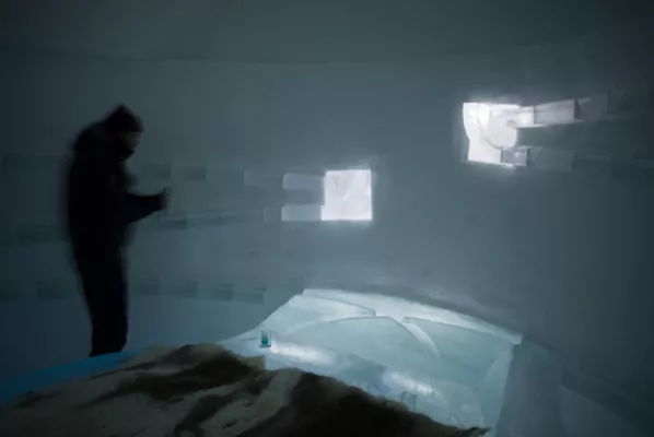 Artsuite am Icehotel 2012/2013 ‚Elliptical‘ von Deutsch-Bolivianischem Künstlerteam Bild: Artsuite am Icehotel 2012/2013 ‚Elliptical‘ von Deutsch-Bolivianischem Künstlerteam