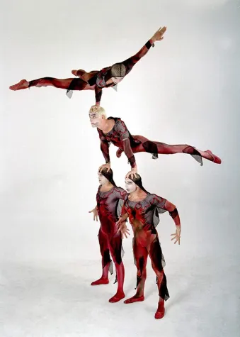 Bild: HALLE MESSE präsentiert Feuerwerk der Turnkunst