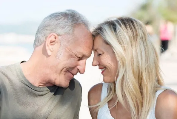 Partnersuche in der Zeitenwende Liebe macht stark Bild: Partnersuche in der Zeitenwende Liebe macht stark