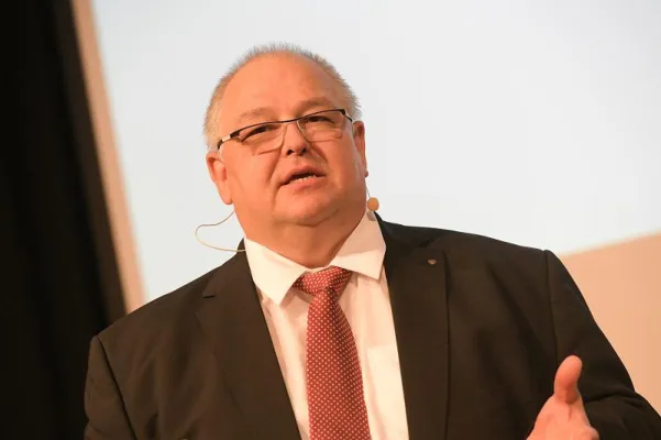 Bild: Clemens Adam bietet dreitägiges Verkaufstraining mit Frühbucherrabatt
