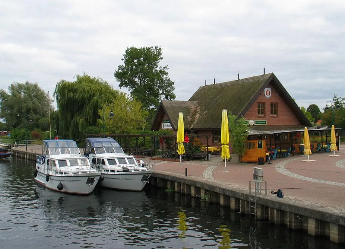 Neukalen Stadthafen